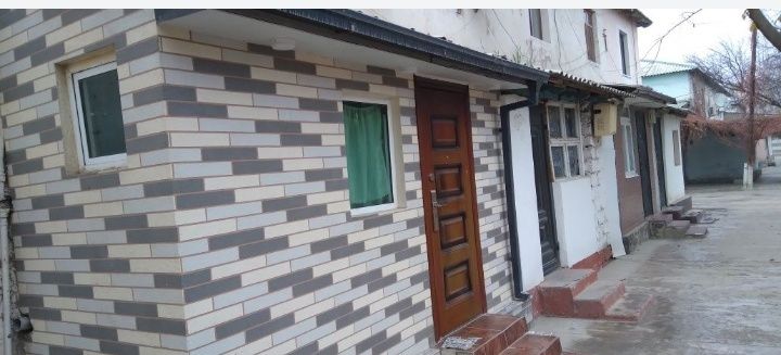 Uy sotiladi 3 xona shoshilinch