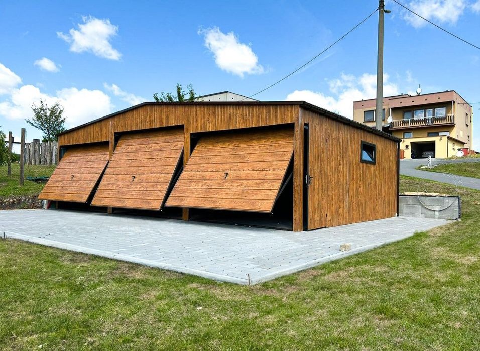 Vând garaje din panouri sandwich