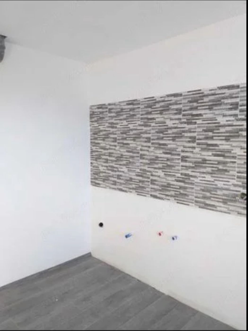 Vând apartament la preț accesibil – ideal pentru familie!*