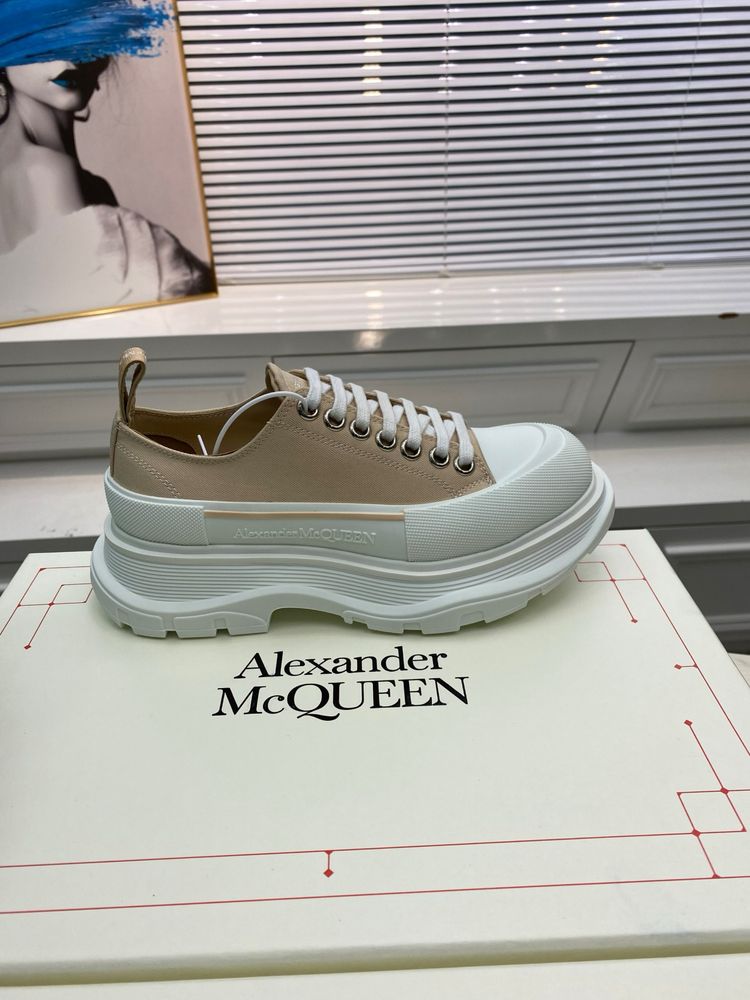 Alexander mcqueen papuci