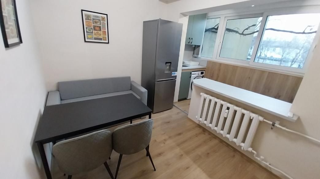 Дава се под наем Двустаен апартамент в Пловдив, Тракия - 60 кв.м за 450 € - Снимка #2