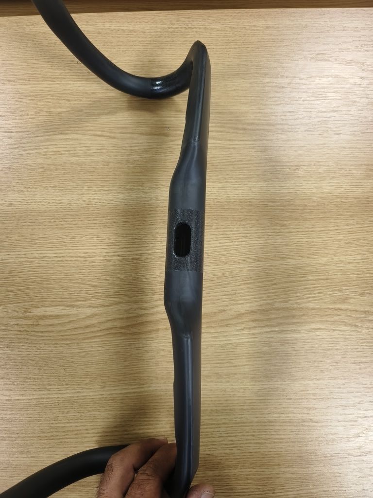 Карбоново кормило Control Tech Cougar Aero Carbon 400mm Shimano DI2