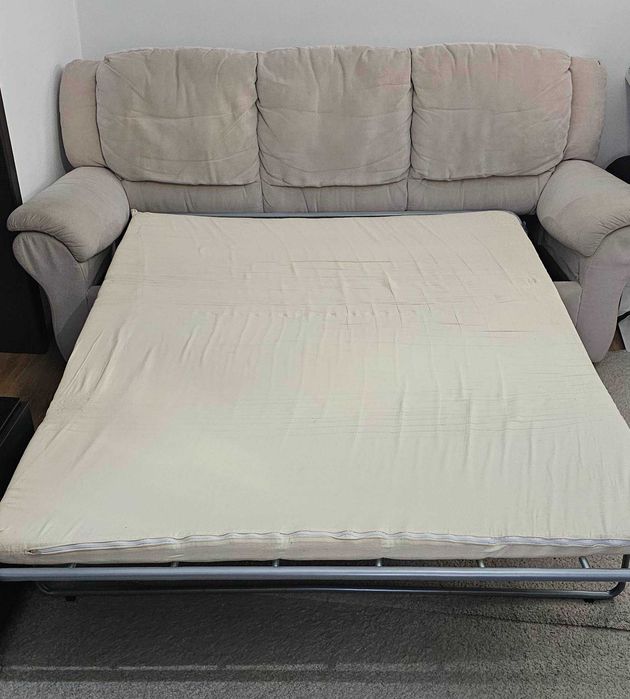 Canapea extensibilă 3 persoane