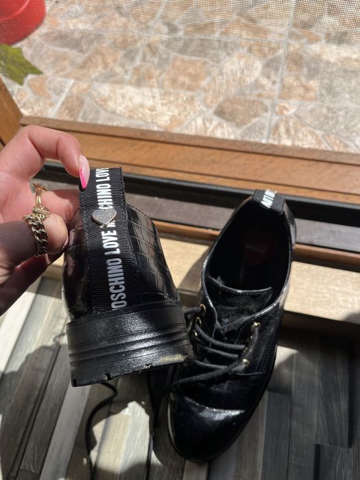обувки love moschino