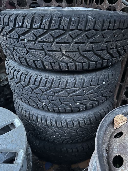 Roti iarna jante tabla cu anvelope iarna noi 195/65r15 dot24 5x112 Vw