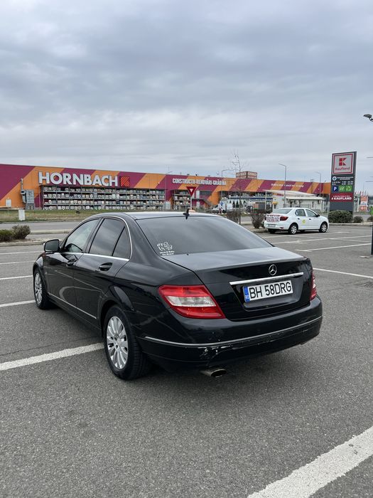 Vand sau schimb Mercedes-Benz C Class W204