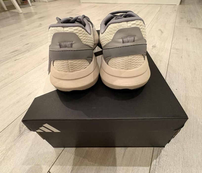 Adidas Lightblaze спортни обувки