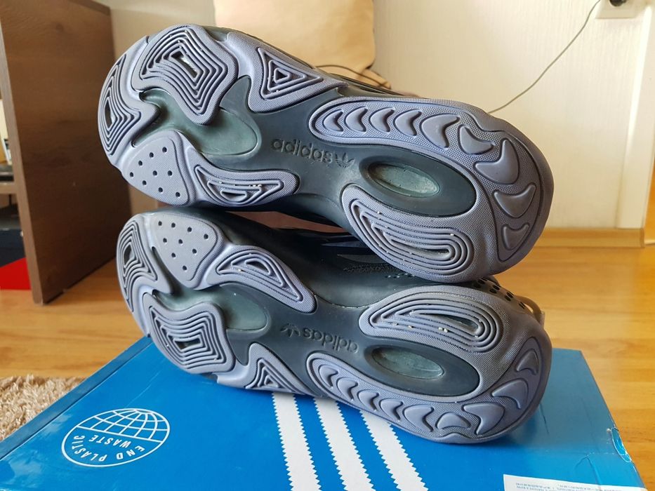 Продавам маратонки Adidas Ozrah 46 2/3