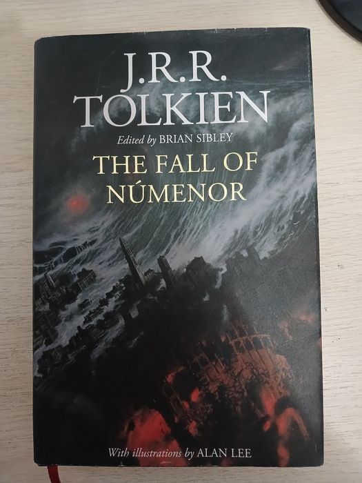 Fall of Numenor: and Other Tales (J.R.R. Tolkien)