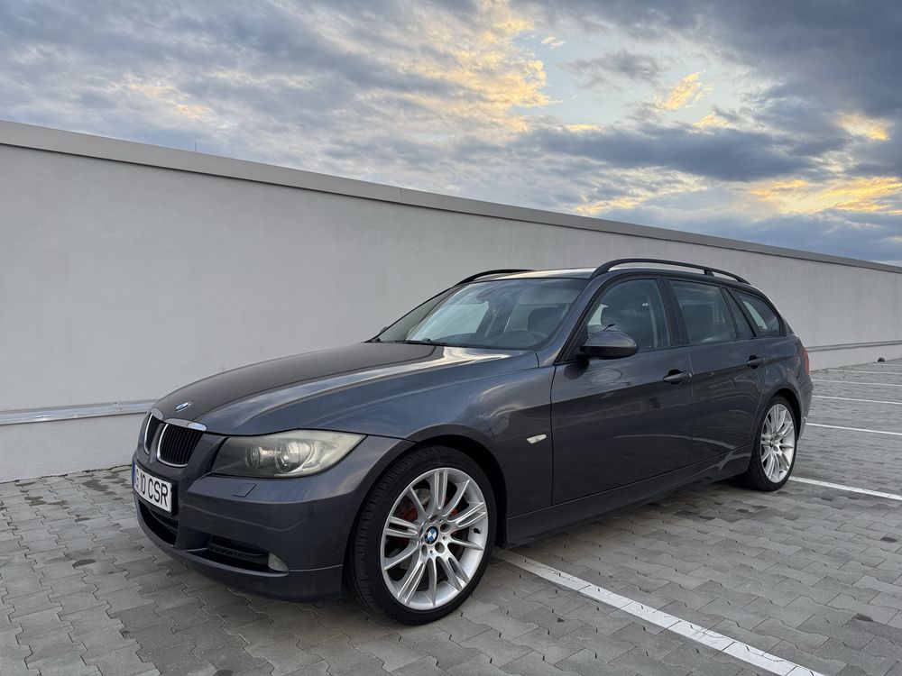 Vând BMW E91 320d