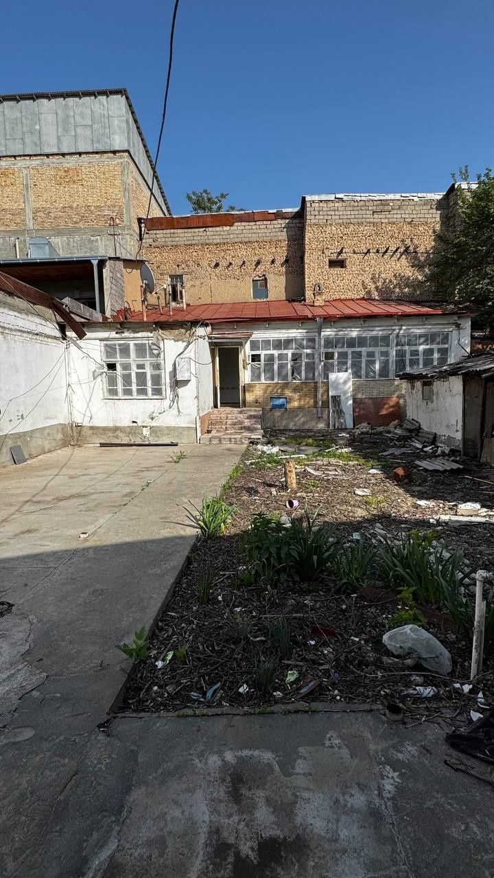 Продается Дом вдоль дороги 5 соток фасад 13 метров ориентир 35я школа