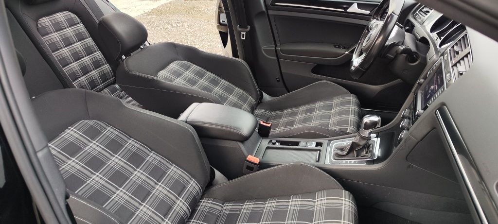 De vanzare! Vw Golf 7 GTD 2015 / Schimb cu acelasi model, Hatchback