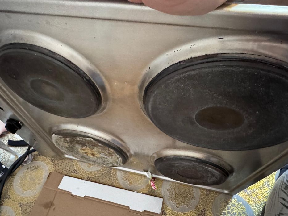 Продам варочную поверхность бош