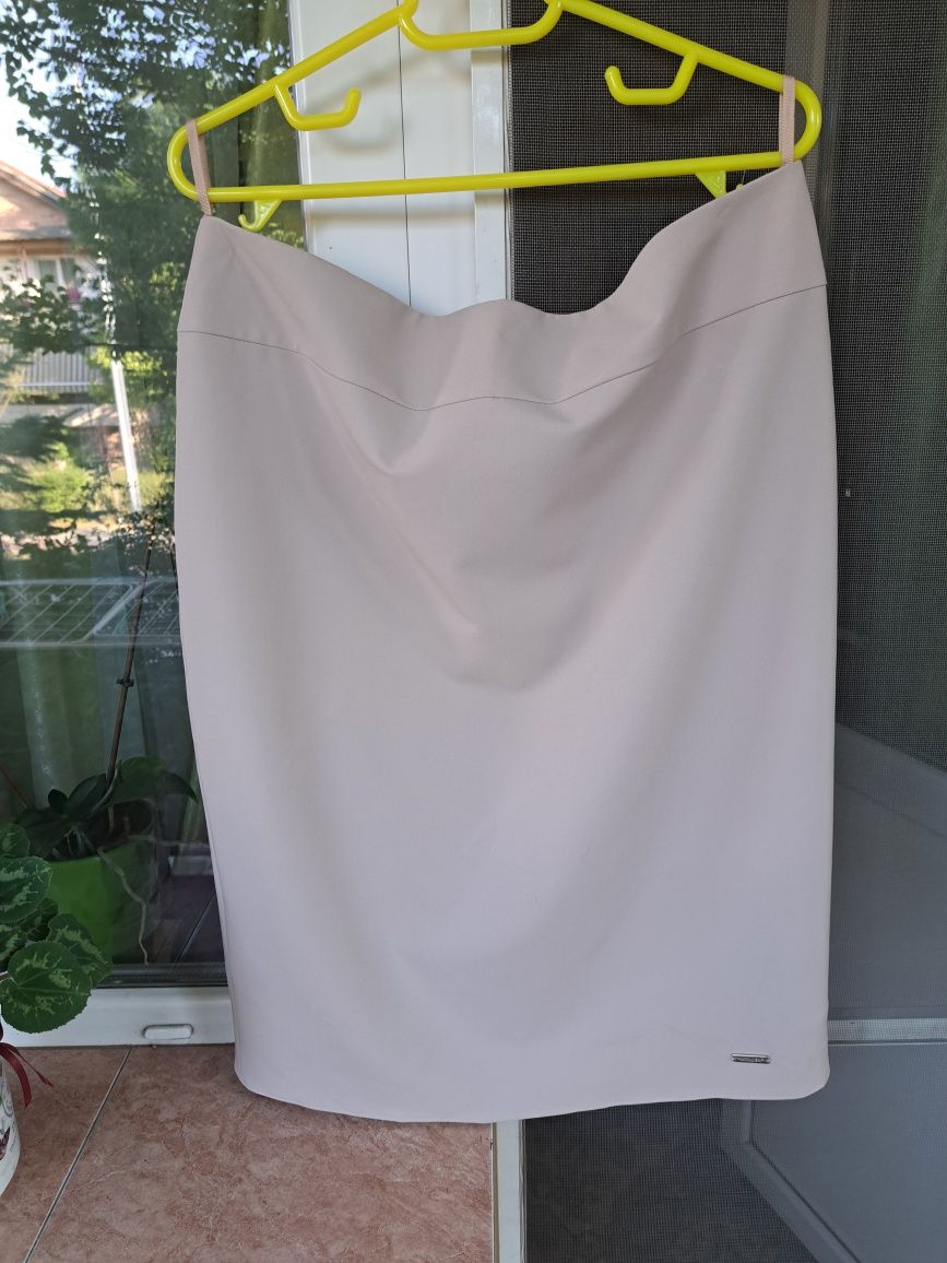 Fustă damă de vară, Made in Poland, NOU!( 42/ 44)
