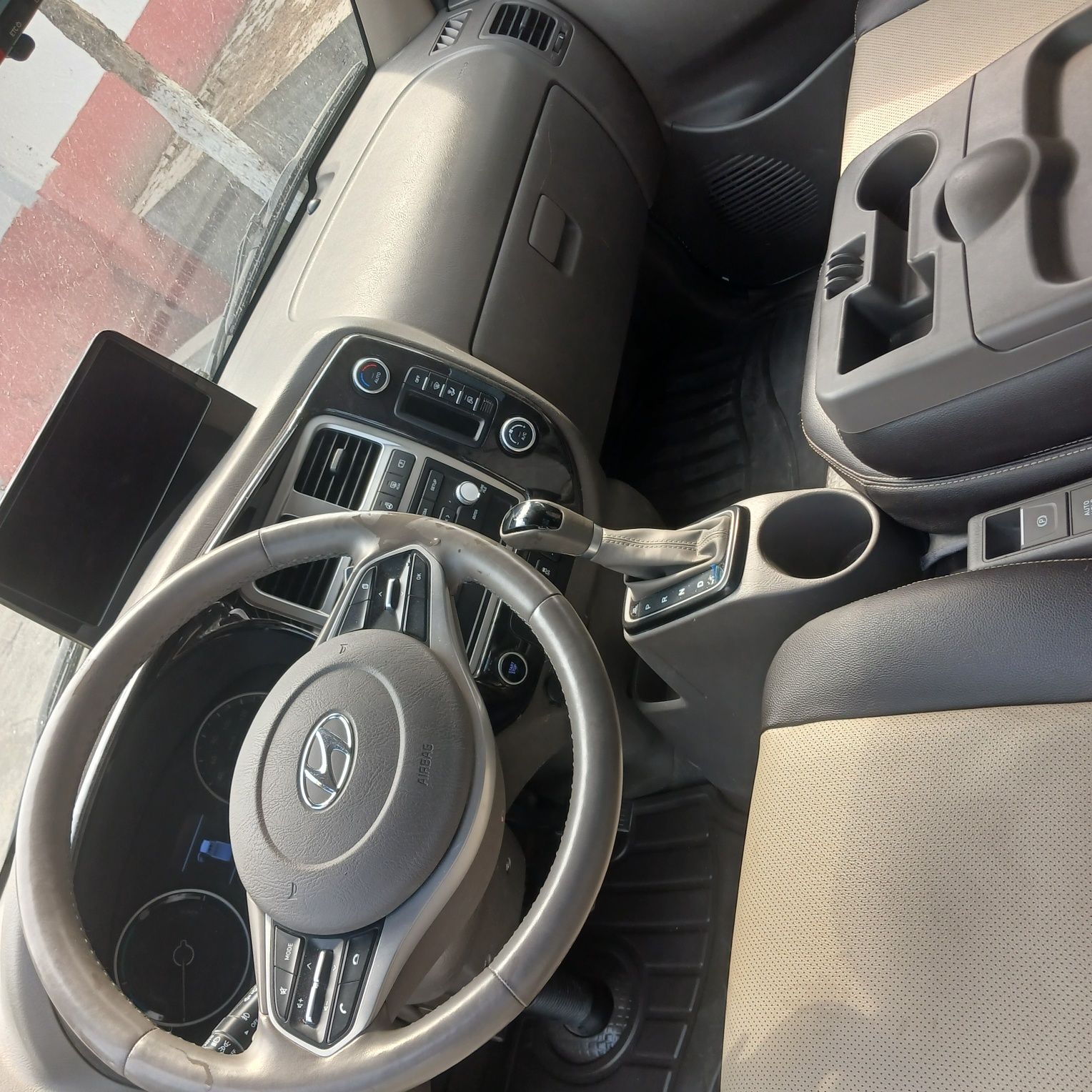 Hyundai porter ev