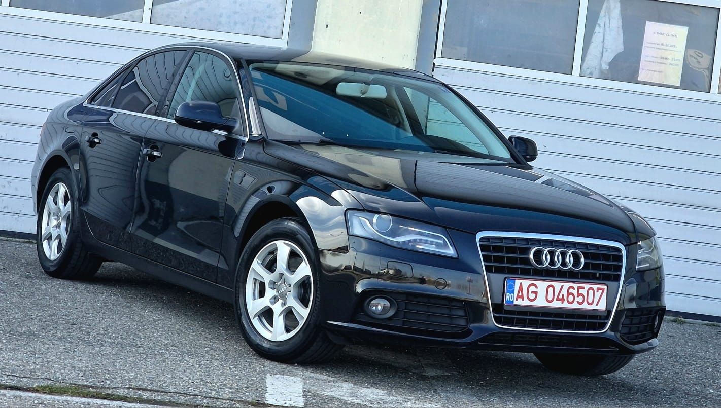 Audi A4 1.8 TFSI / Bi-xenon / Clima / Navigatie