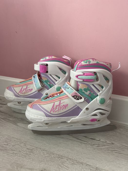 Продам коньки регулируемые с 35 по 38 размер