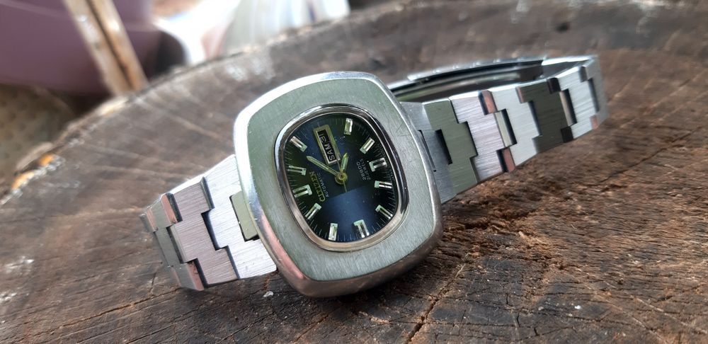 Прекрасен стар Дамски Самонавиващ механичен часовник Цитизен