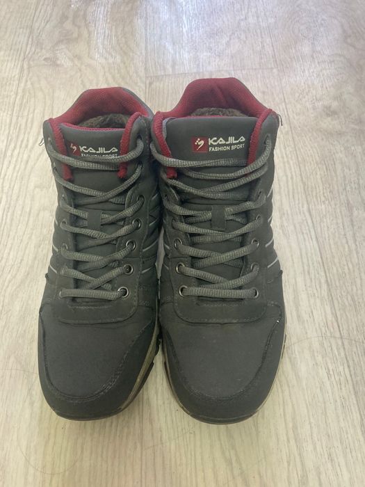 Продам зимние ботинки каджила в хорошем состояние
