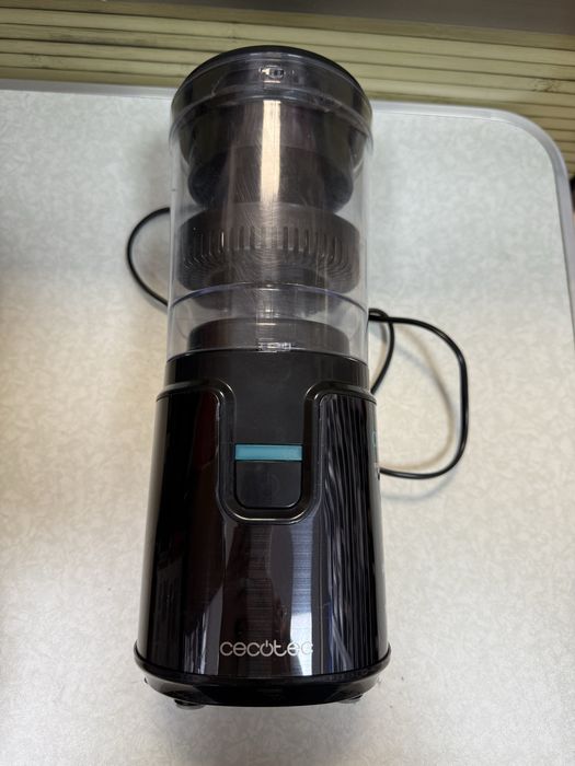 Цитрус преса Cecotec Essential 140w