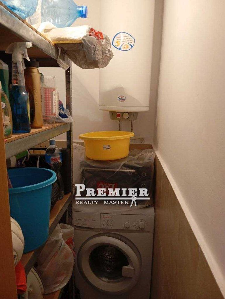 Продава се Двустаен апартамент в Свети Влас - 71000 кв.м за 1 €/кв.м - Снимка #11