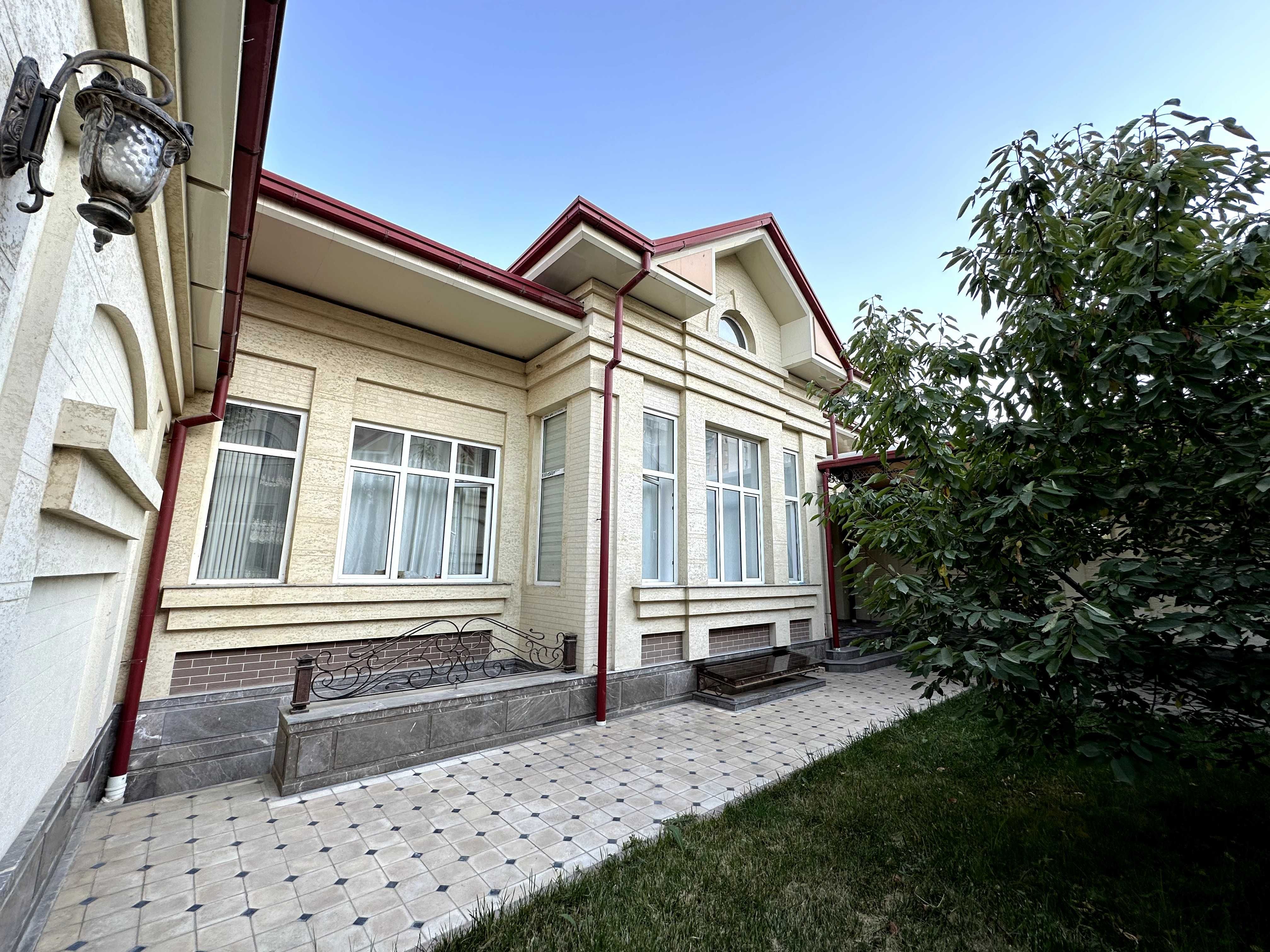 Продаётся дом в Яшнабадском районе ( Олмос)
