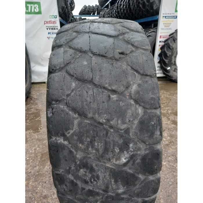 Anvelope 23.5R25 Bridgestone pentru Kubota, Fendt