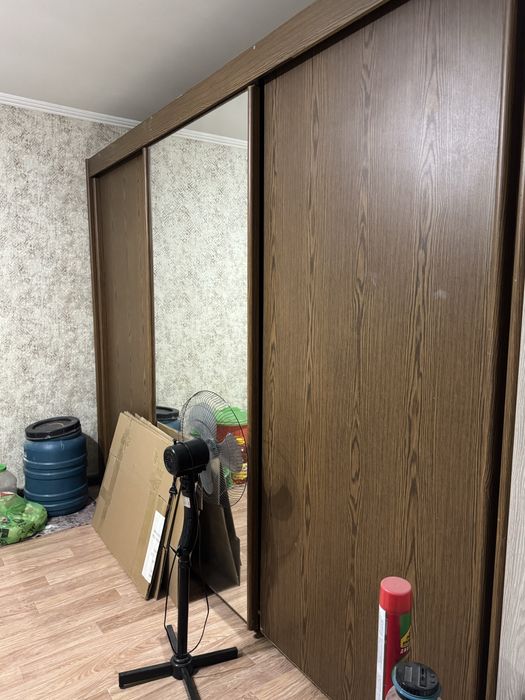 Продам шкаф-купе