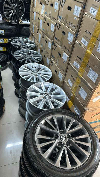 Камри 50 55 оригинальный комплект диски