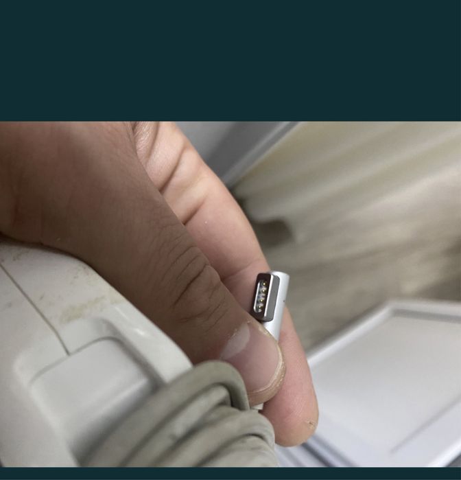 Vand incarcator macbook air si pro
