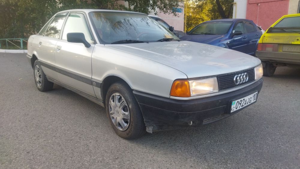 Продам Ауди 80 б3