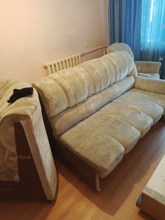 Диван с креслом бесплатно