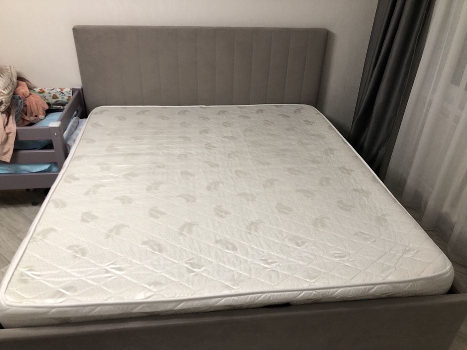 Матрас 180х200 б/у
