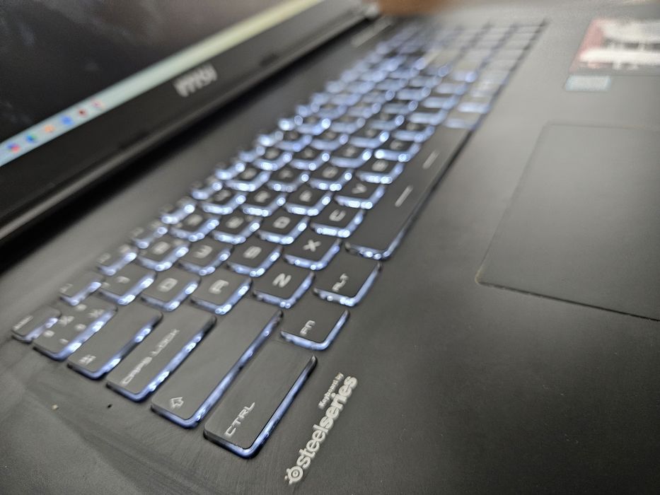 Laptop Gaming MSI Intel i7 6th, 16GB DDR4, SSD 256GB+1TB, GTX 960 17.3