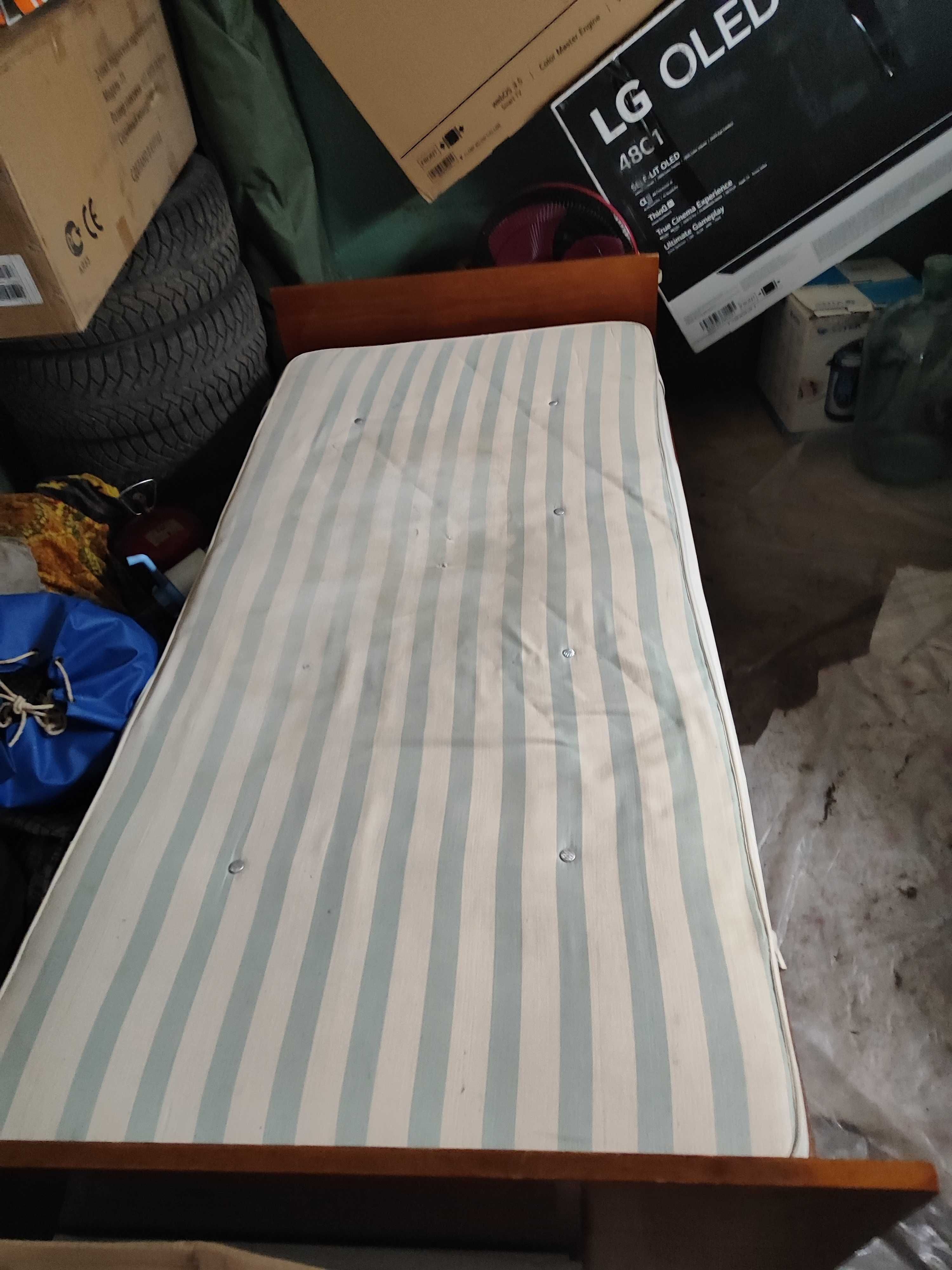 Продам кровать и диван