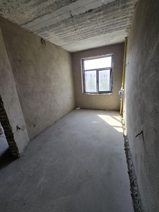 2 хонали гиштли квартира тезда сотилади