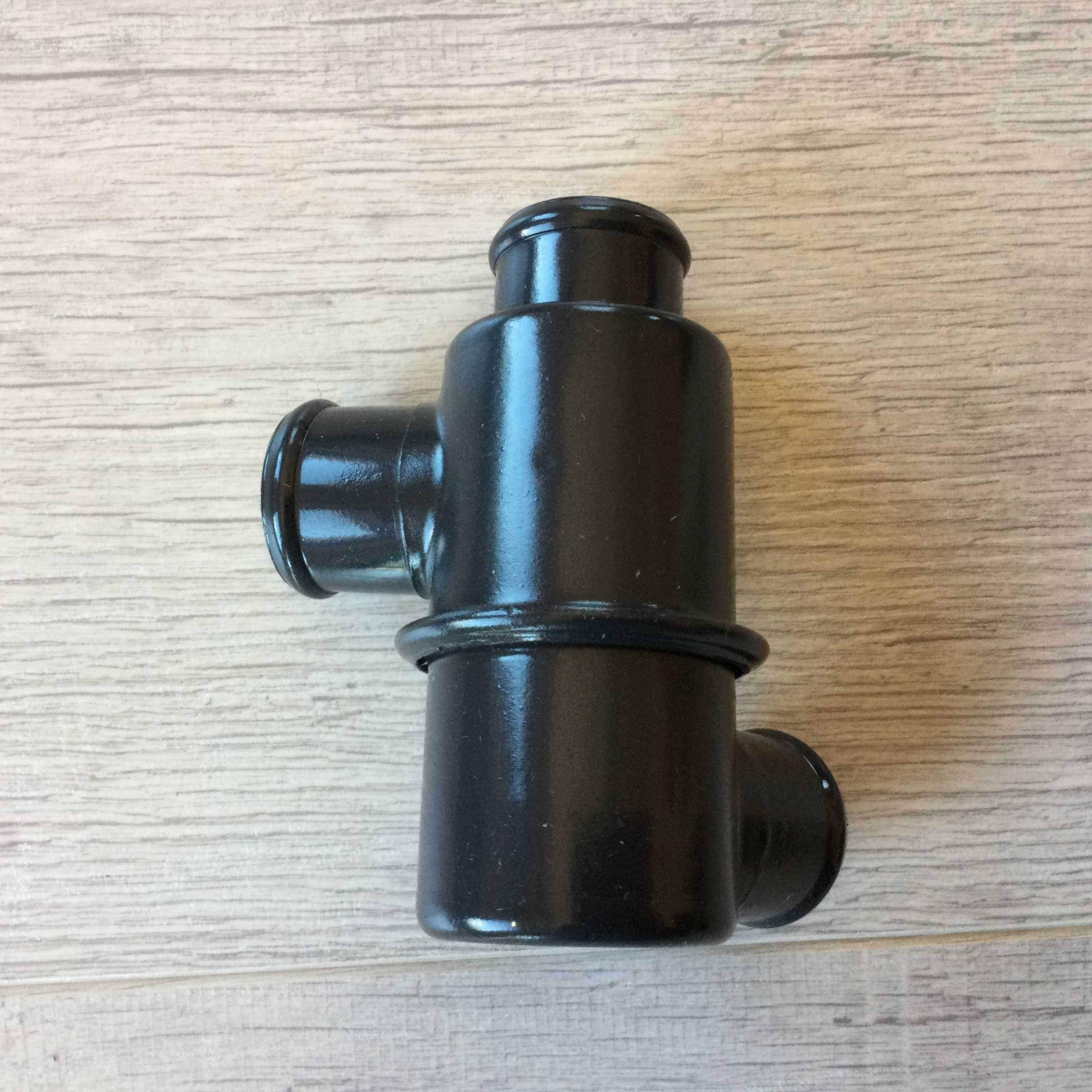 продавам НОВ оригинален термостат за Жигули / Лада / ВАЗ Made in USSR