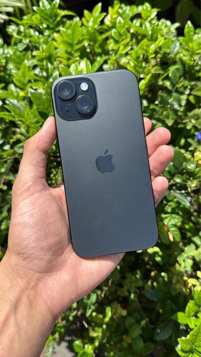 Обменяю IPhone 15 black 128gb