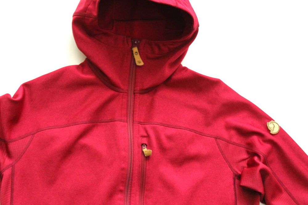 FJALLRAVEN Abisko trail и Stina - две дамски поларени горници, L и XL