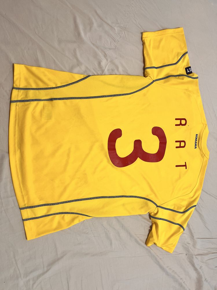 Vand tricou Razvan Rat original