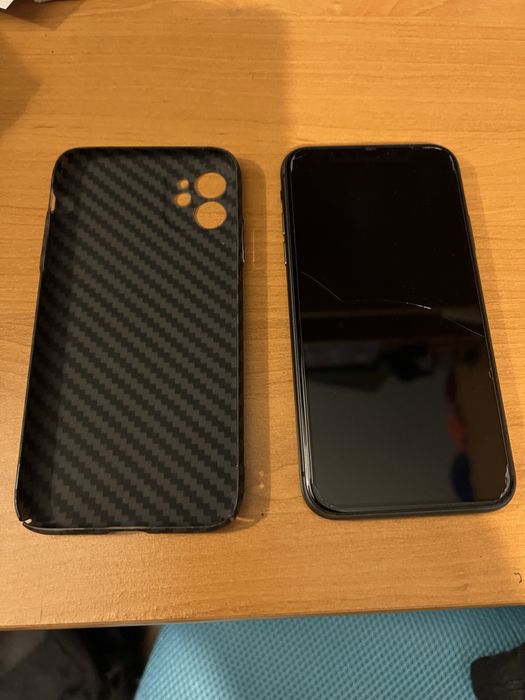 Iphone 11 128gb перфектен