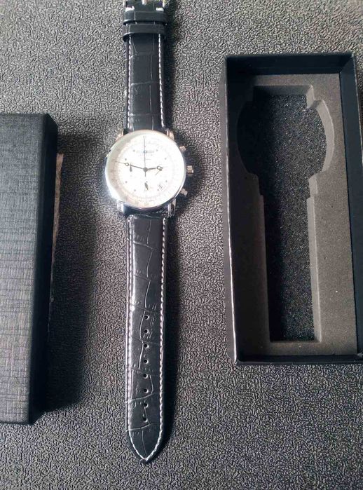 Мъжки ретро бизнес часовник Zeppelin 100 Jahre Zeppelin 7680-2