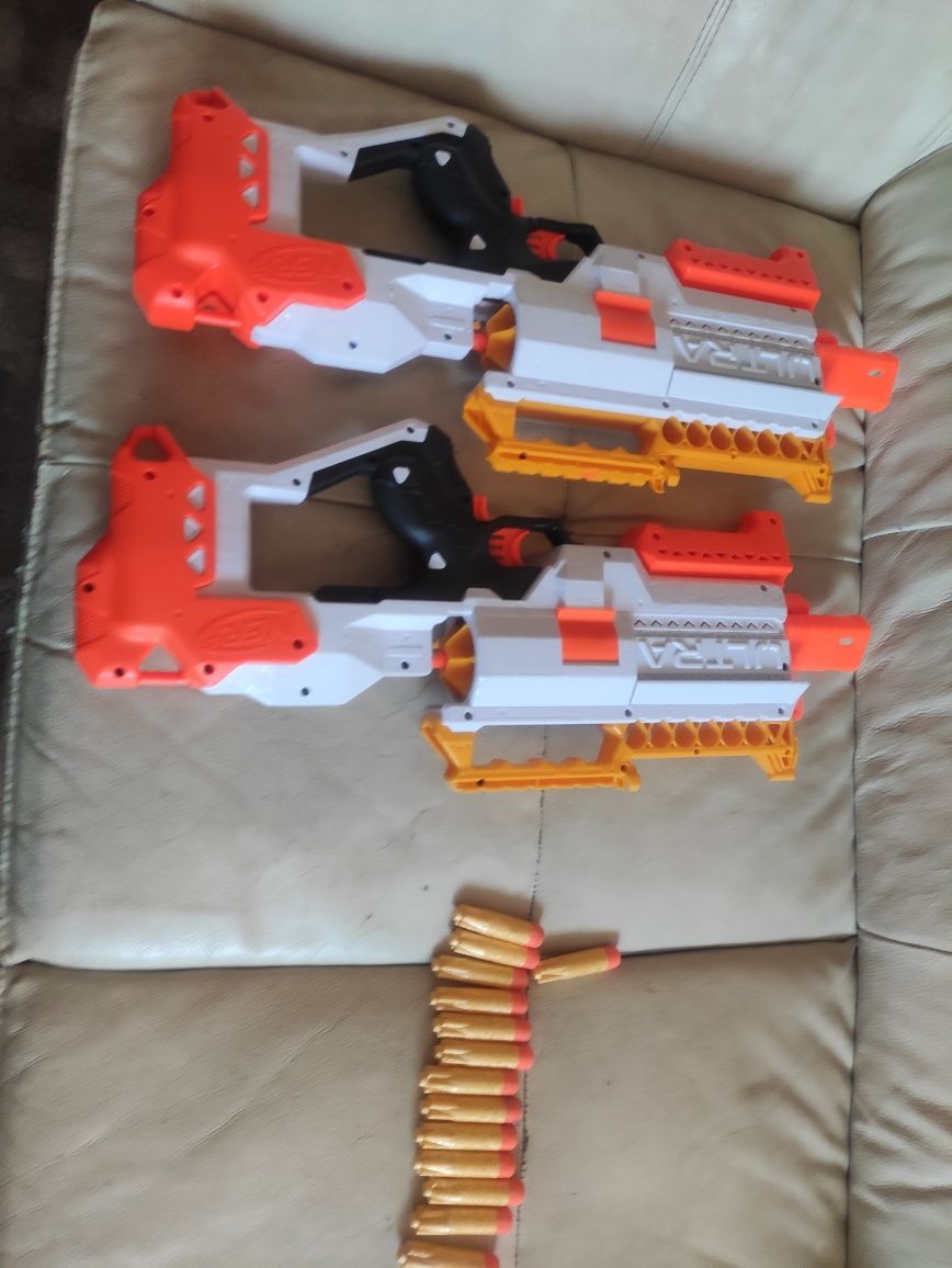 Продавам Бластер Nerf Ultra Dorado 2 бр