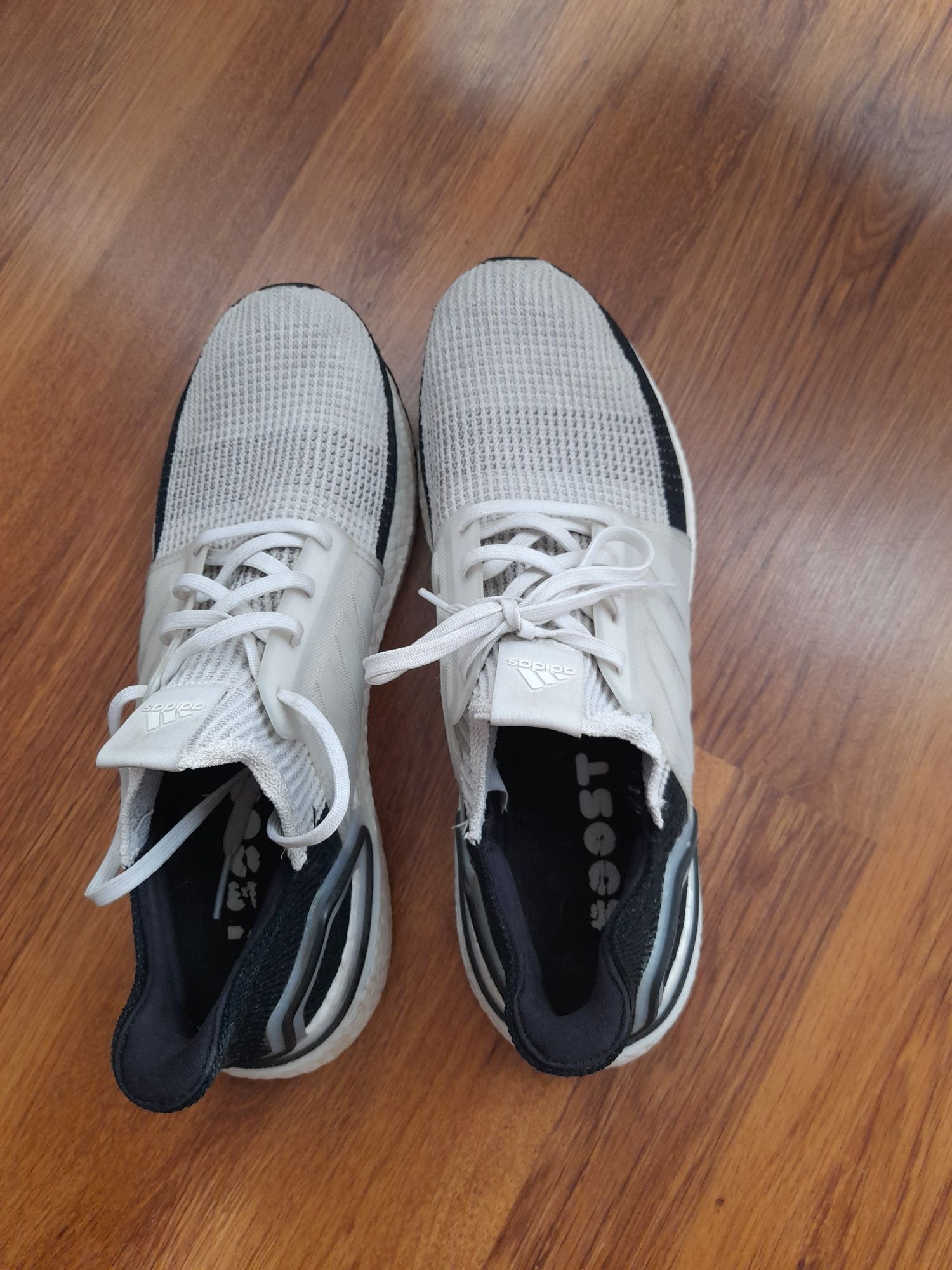 Adidas Ultra Boost 19 маратонки 47 номер.