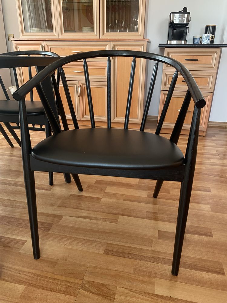 Трапезна маса и столове от Ikea и Jysk