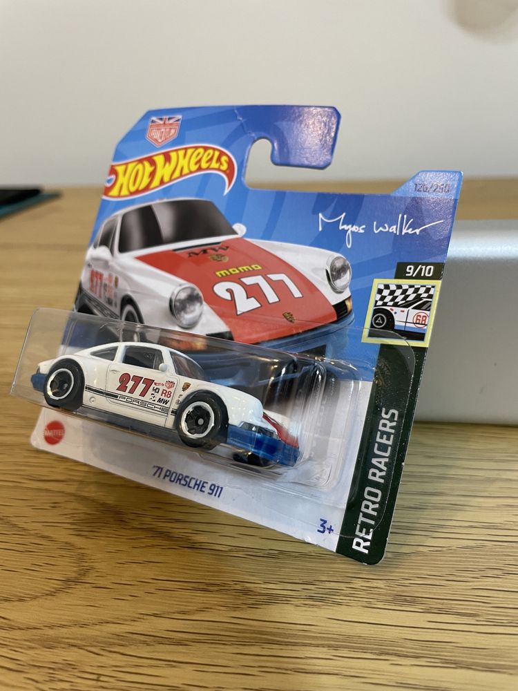 Hot Wheels 911 Magnus Walker edition