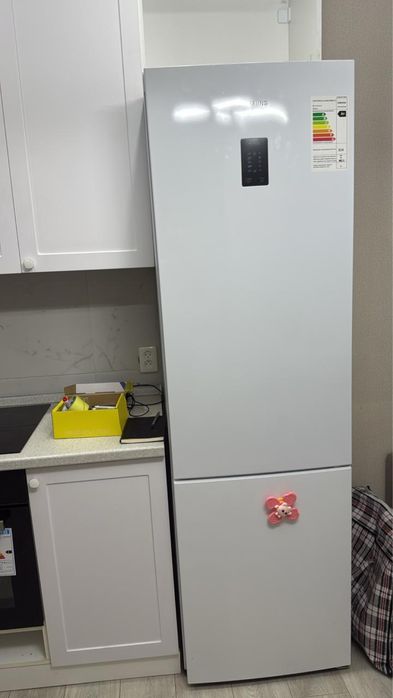 Продам холодильник