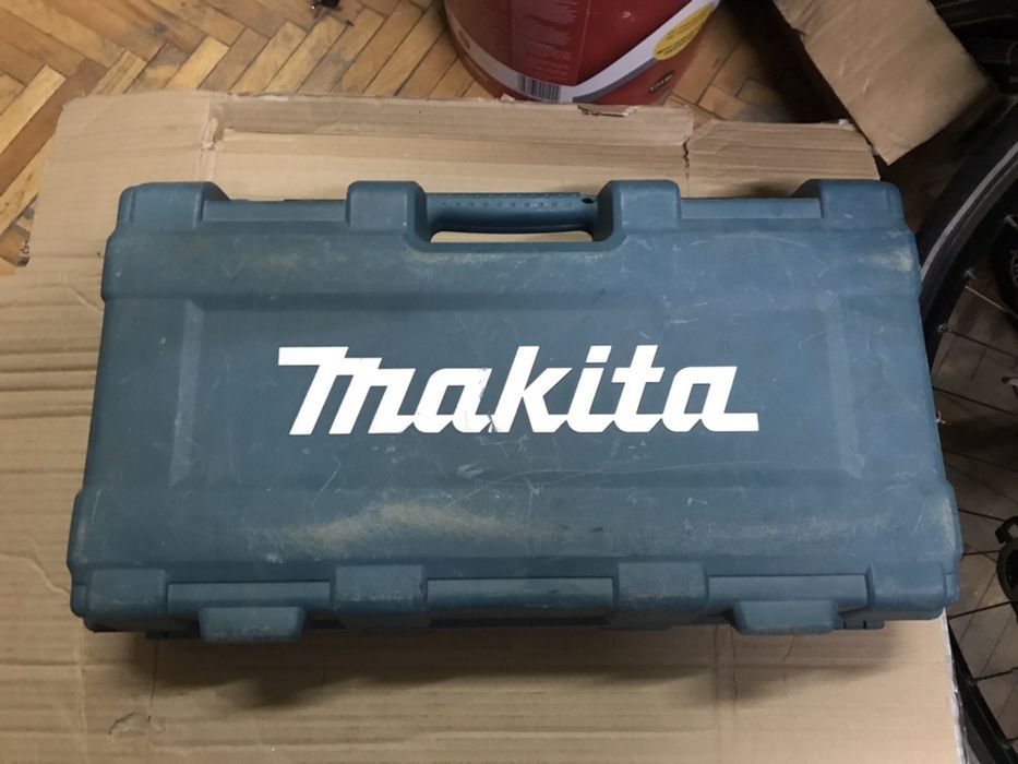 Cutie Makita JR 3050T