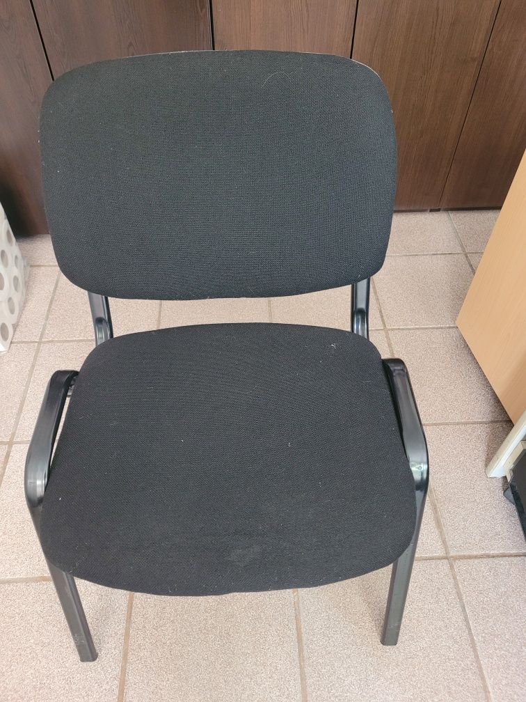 Посетителски стол