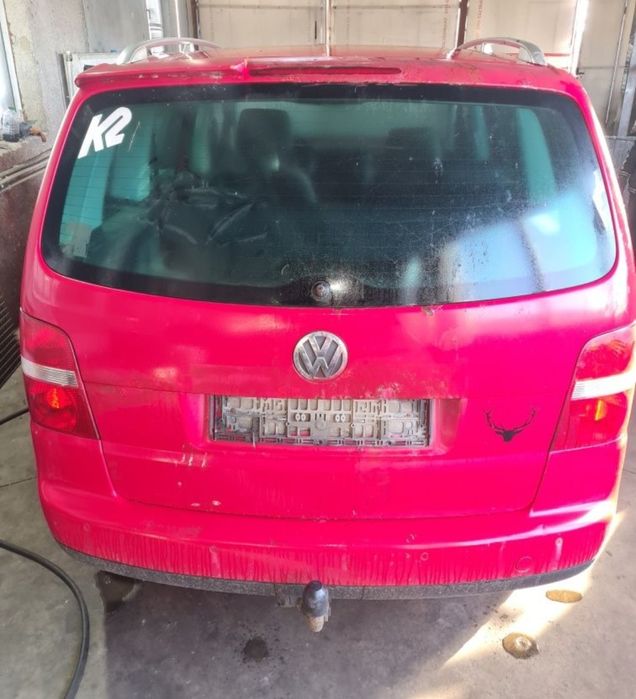 Dezmembrez Vw Touran 1.9 Diesel